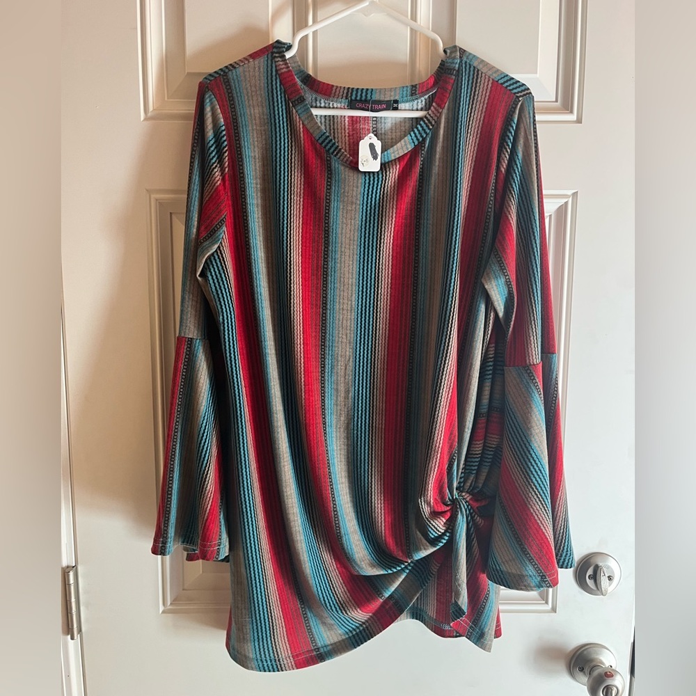Crazy Train Women’s Knotted Tunic.  NWT.  Size Medium.
